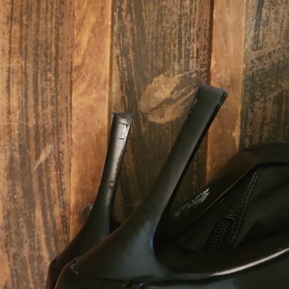 Soho Lab Black Stretch Vinyl Pointed Toe Booties - Picture 6 of 9